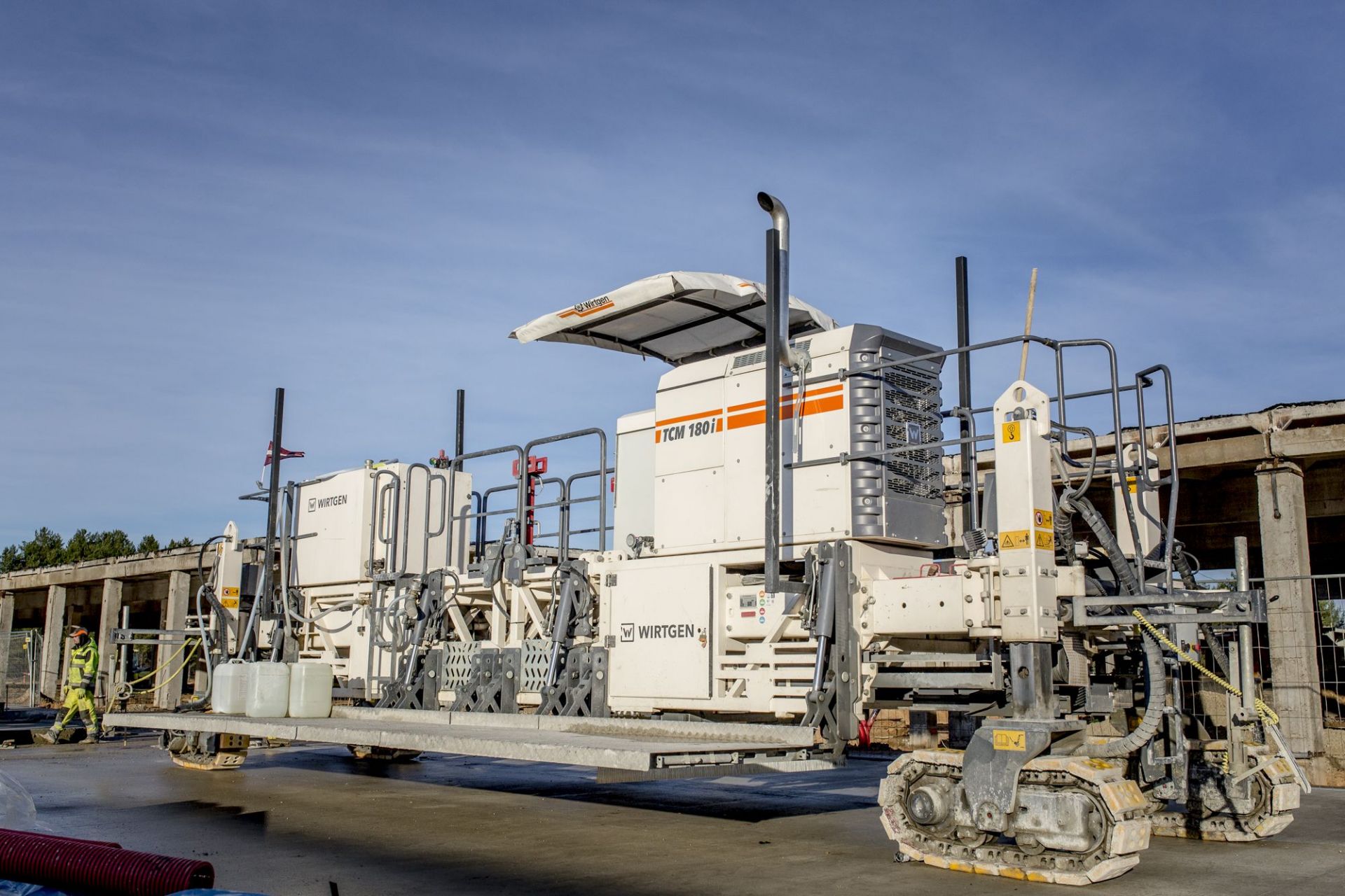 WIRTGEN TCM 180i concrete curing machine